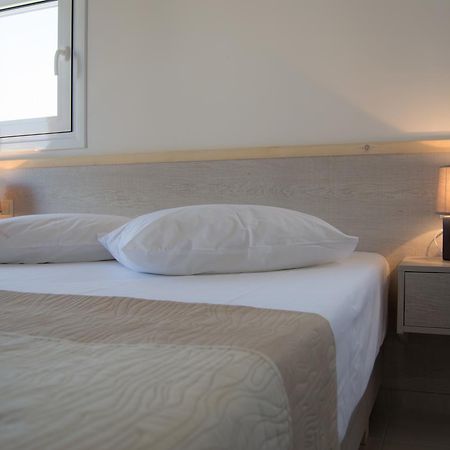 Sirena Superior Aparthotel Agia Pelagia  Luaran gambar